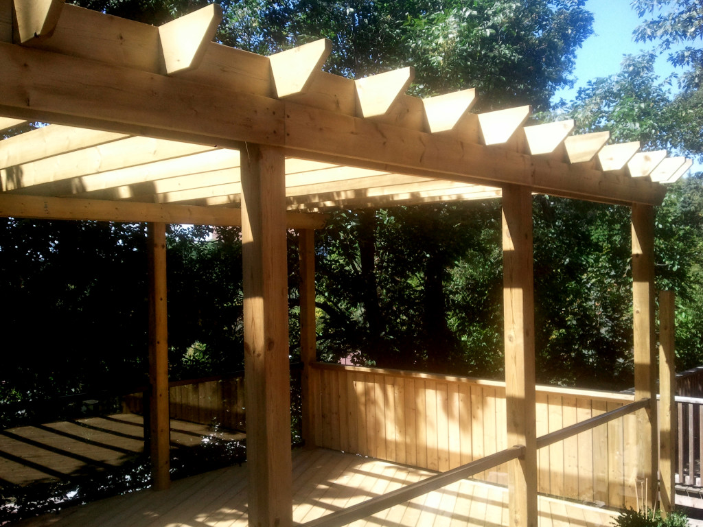 deck pergola